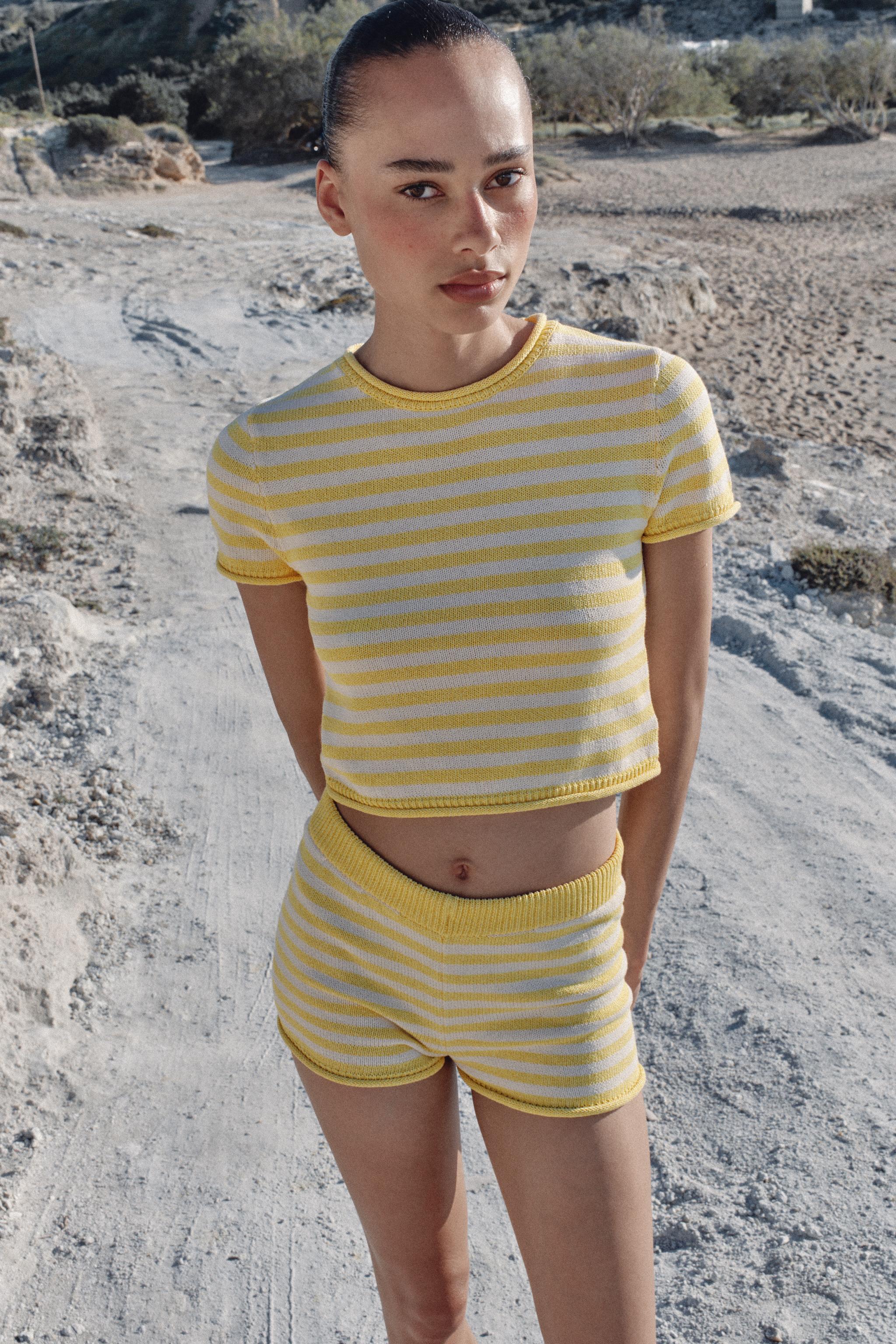 STRIPED KNIT CROP TOP